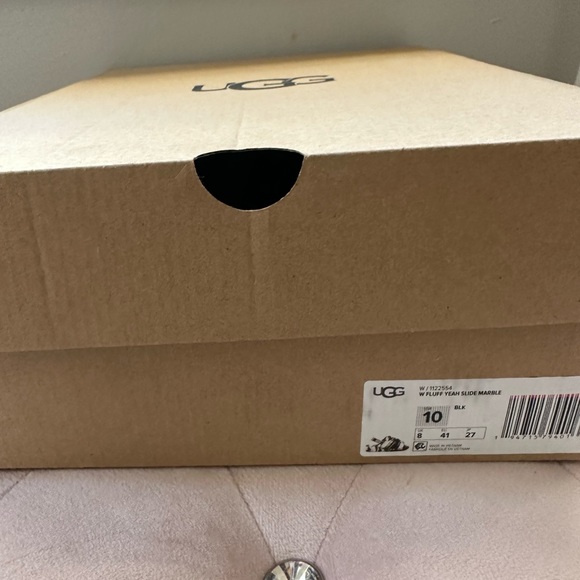 Ugg Marble Slippers. - Picture 4 of 4